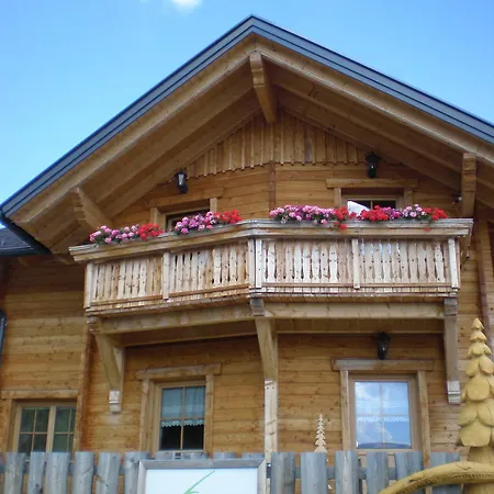 Chalet Almrauschhütte Markus Lachtal