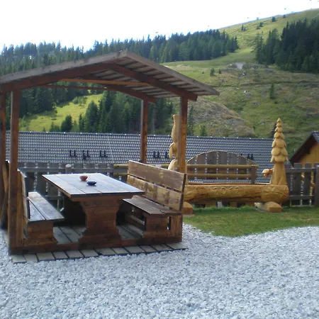 Alpstuga Almrauschhuette Markus Lachtal